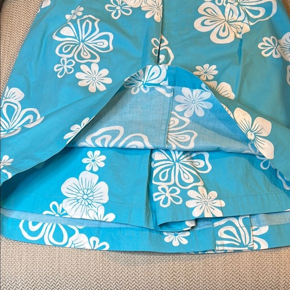 White Stag Blue and White Skort with Floral Design - Picture 6 of 8
